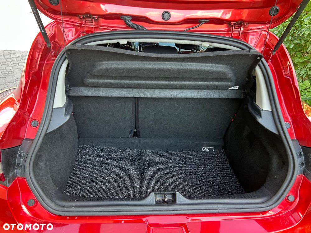 Renault Clio 1.2 16V 75 Authentique - 17