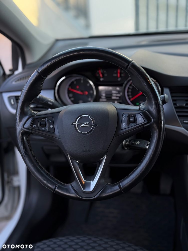 Opel Astra 1.5 CDTI Edition S&S - 12