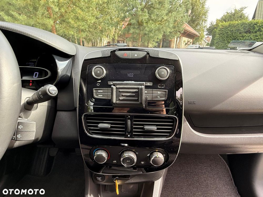 Renault Clio 0.9 Energy TCe Limited 2018 - 16