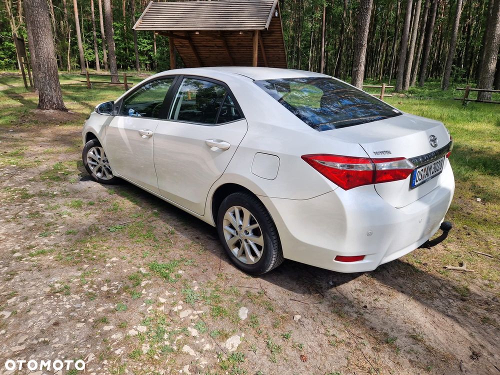 Toyota Corolla 1.6 Prestige + NAVI - 5
