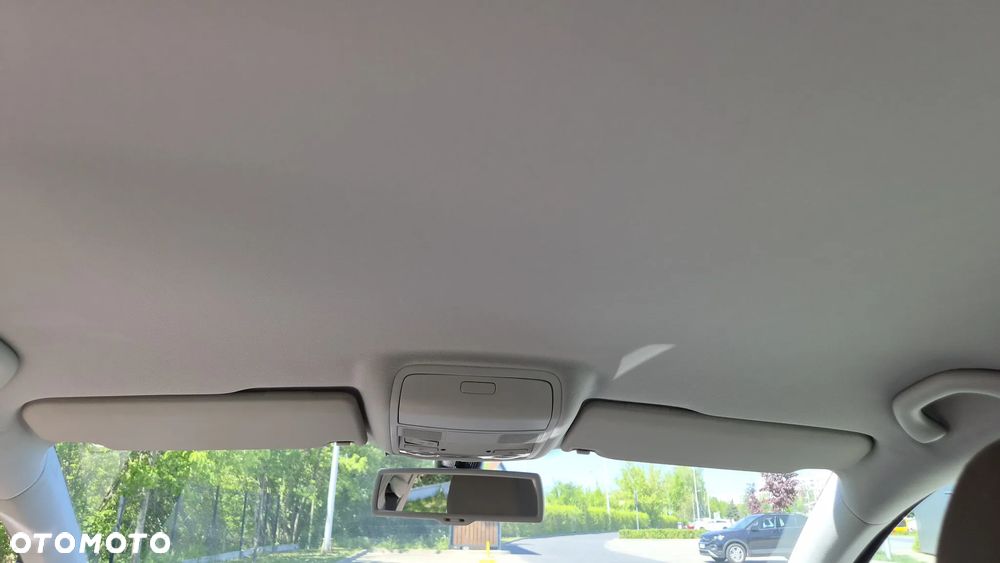 Volkswagen Golf 1.6 Comfortline - 23