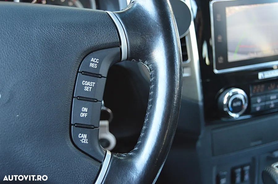 Mitsubishi Pajero 3.2 DI-D Instyle - 20