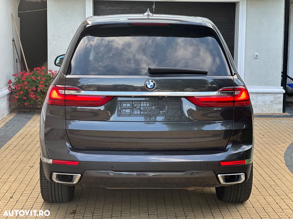 BMW X7 xDrive30d - 26