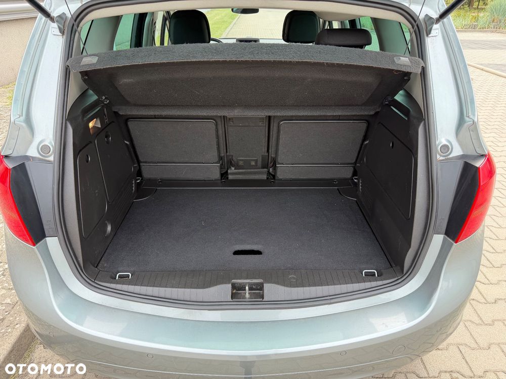 Opel Meriva - 22