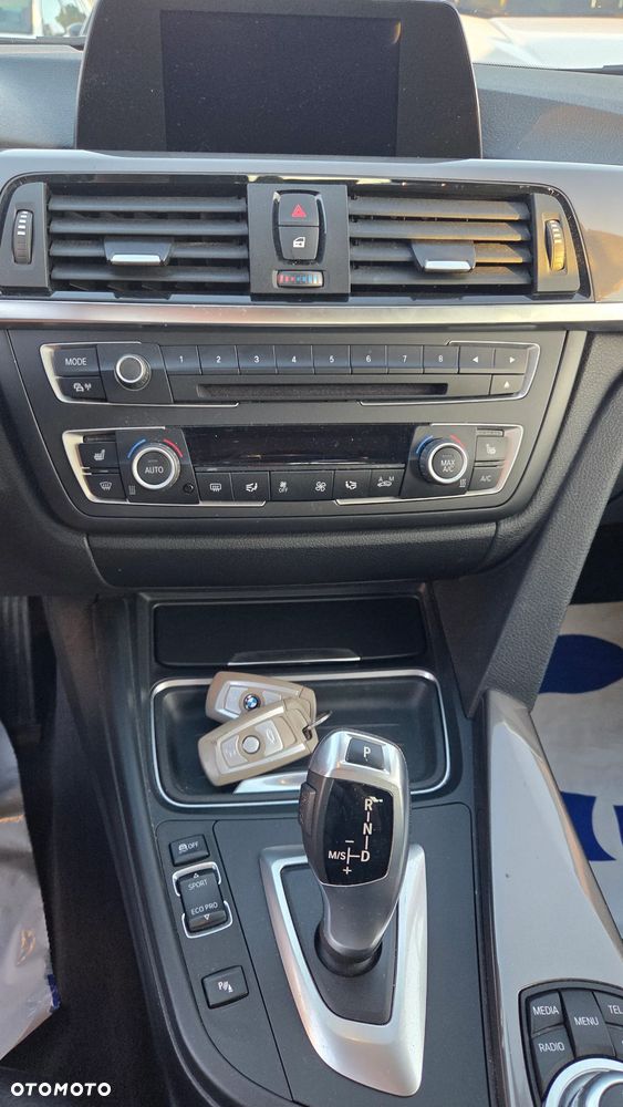 BMW Seria 3 318d Modern Line - 17
