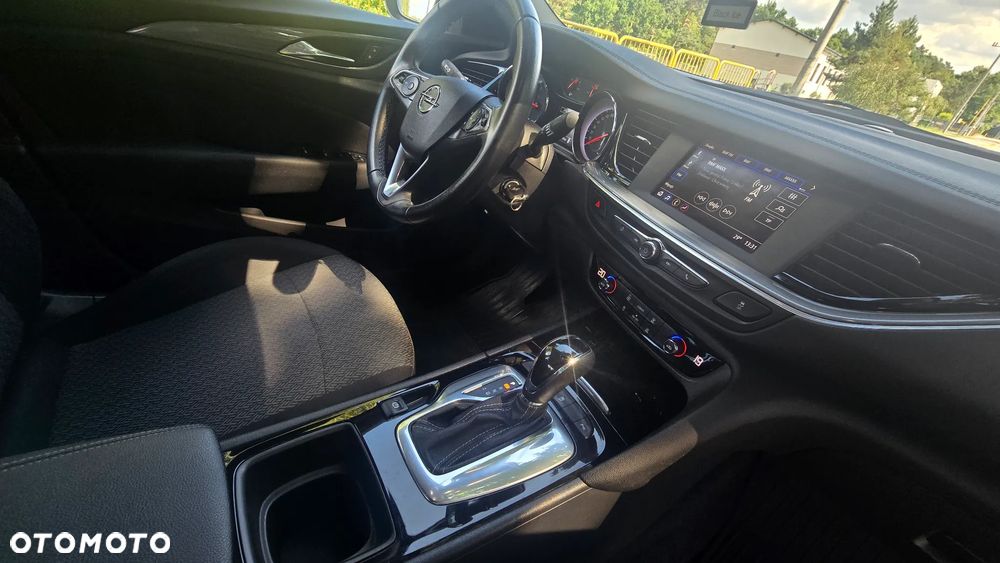 Opel Insignia 1.5 T GPF Enjoy S&S - 16