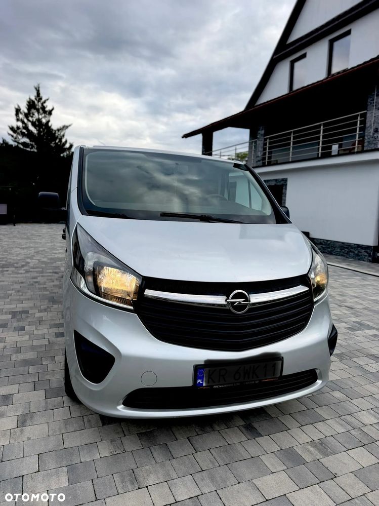 Opel Vivaro 2015 photo 3