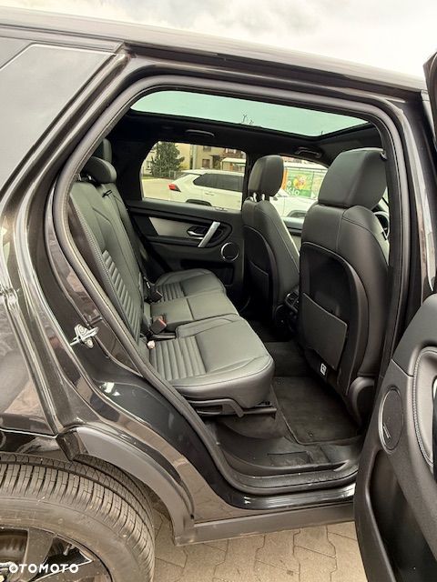 Land Rover Discovery Sport - 11