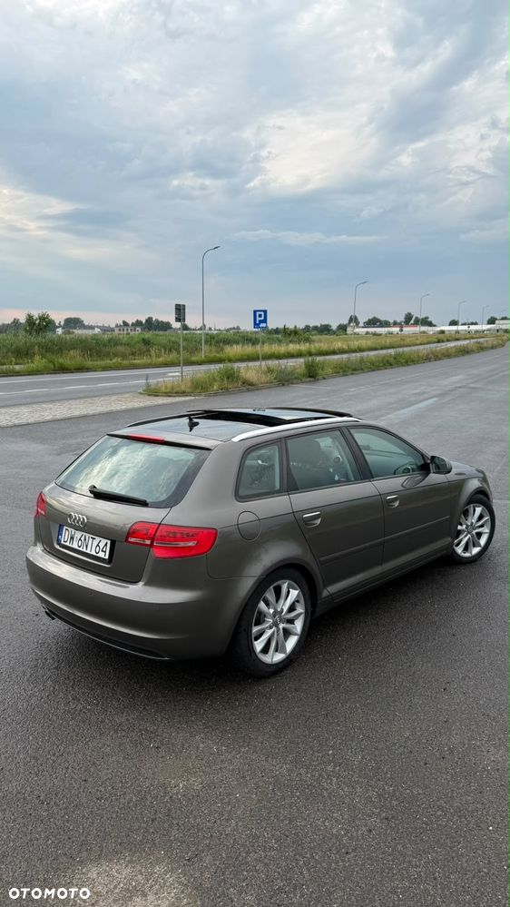 Audi A3 Sportback 2.0 TDI DPF Attraction - 4