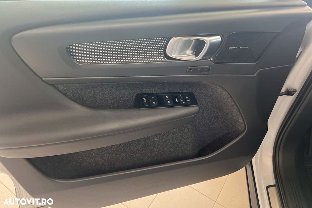 Volvo XC 40 Recharge 69 kWh Single Motor RWD Plus - 15