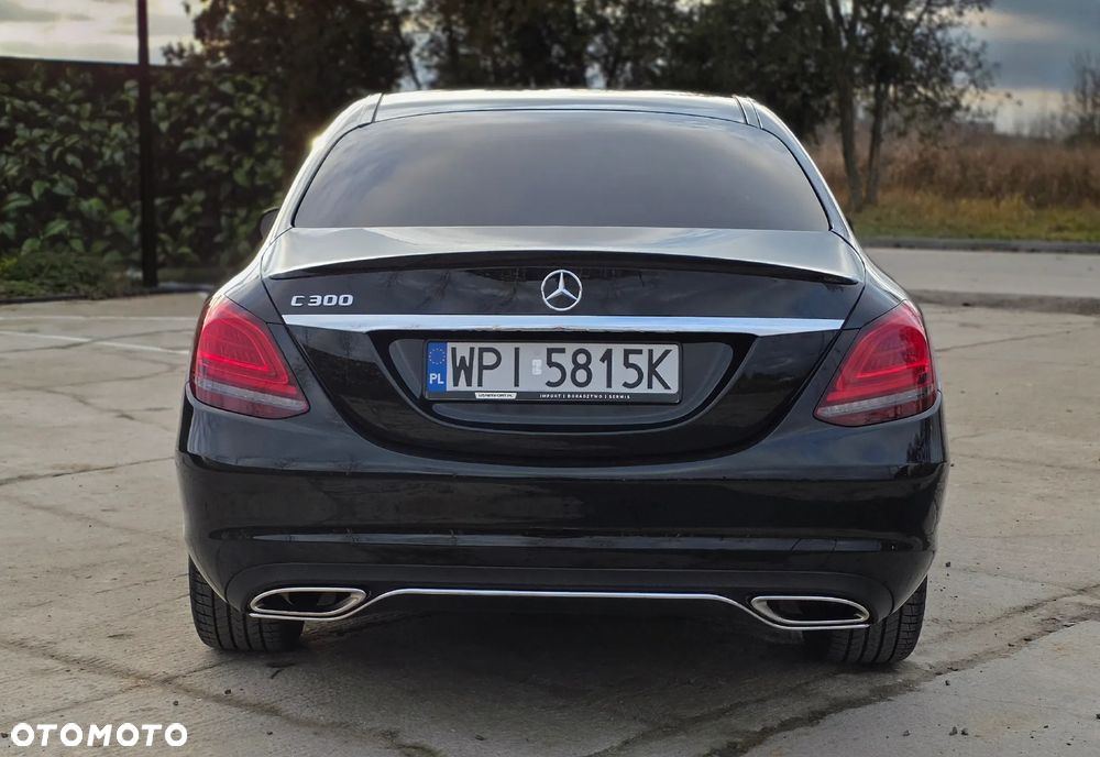 Mercedes-Benz Klasa C 300 9G-TRONIC Avantgarde - 7