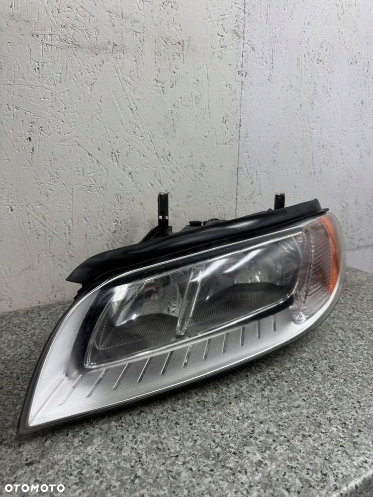 LAMPA LEWY PRZÓD VOLVO V70 III 2012- LIFT 31353335