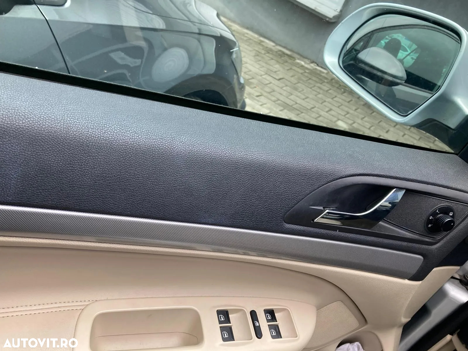 Skoda Octavia Combi 1.4 TSI DSG Elegance - 3