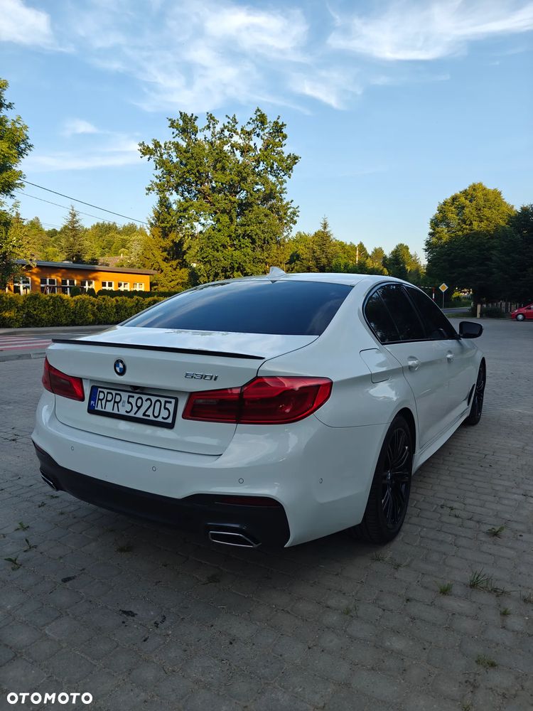 BMW Seria 5 530i M Sport sport - 23