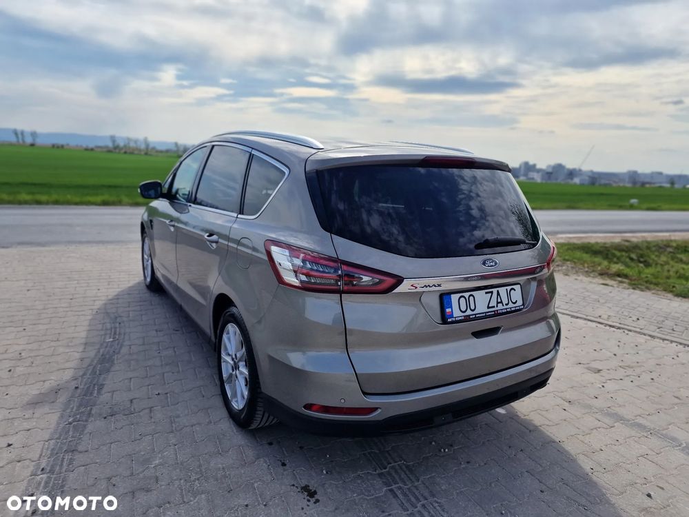 Ford S-Max 2.0 TDCi Titanium PowerShift - 13
