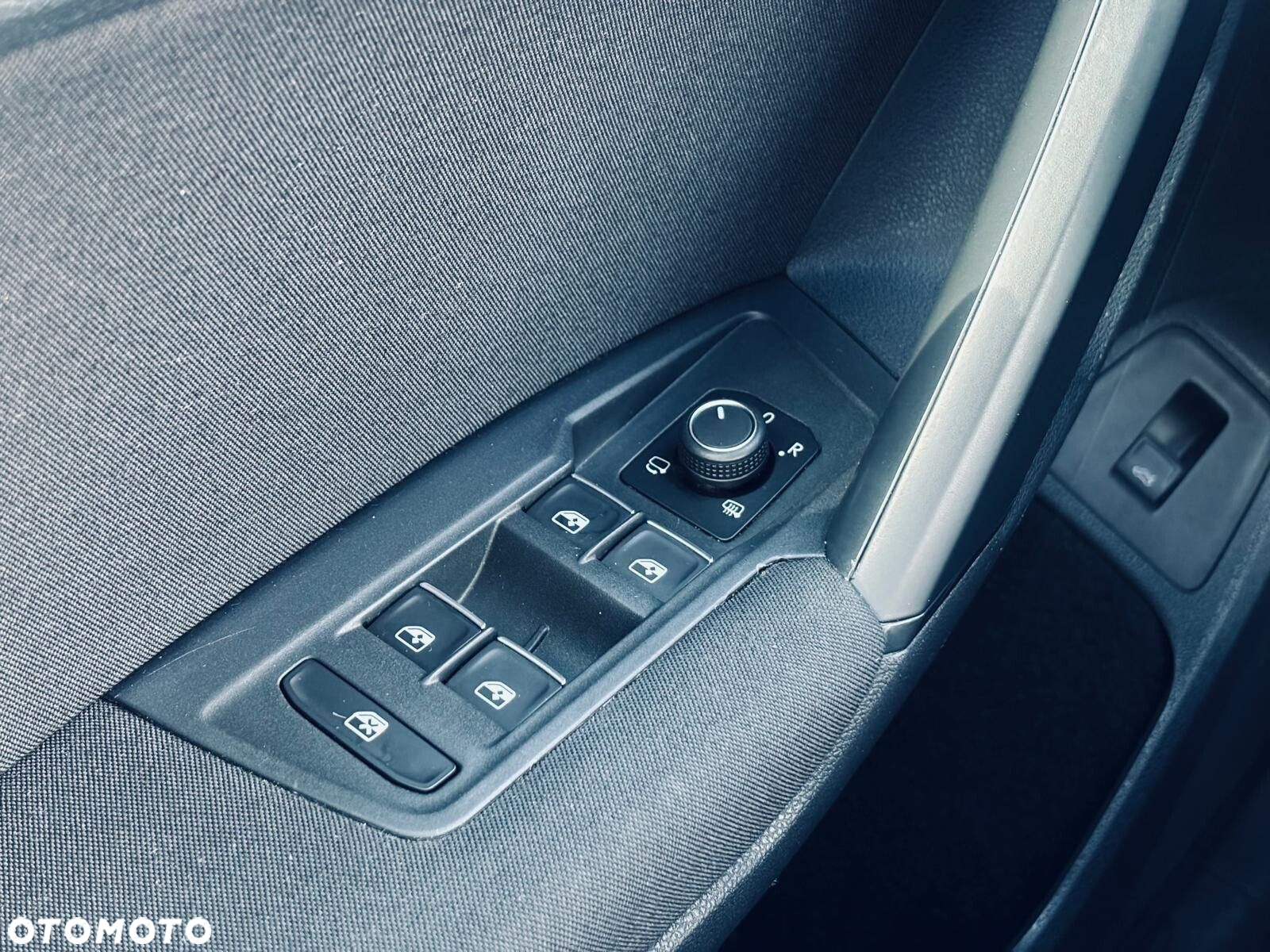 Volkswagen Tiguan - 37
