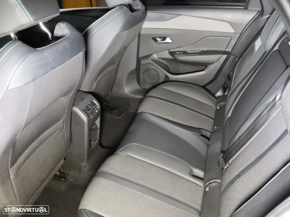 Peugeot 308 SW 1.2 PureTech Allure Pack EAT8 - 12