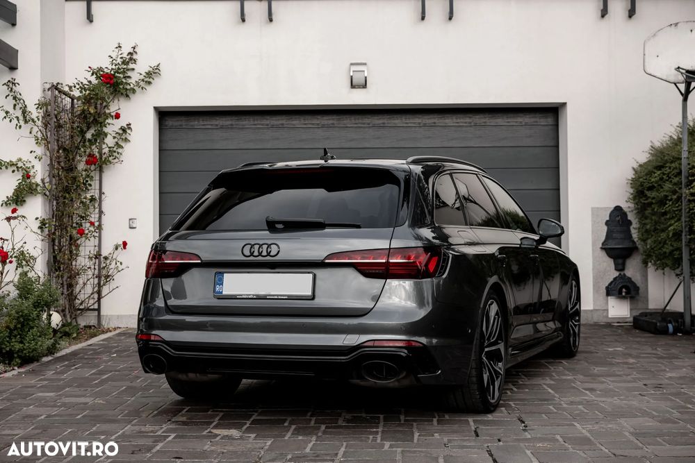 Audi RS4 Avant quattro Tiptronic - 2