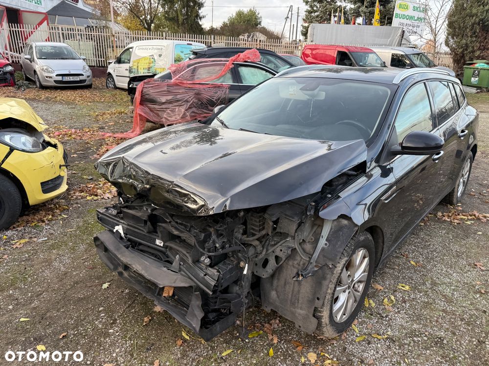 Renault Megane 1.3 TCe FAP Limited EDC - 9