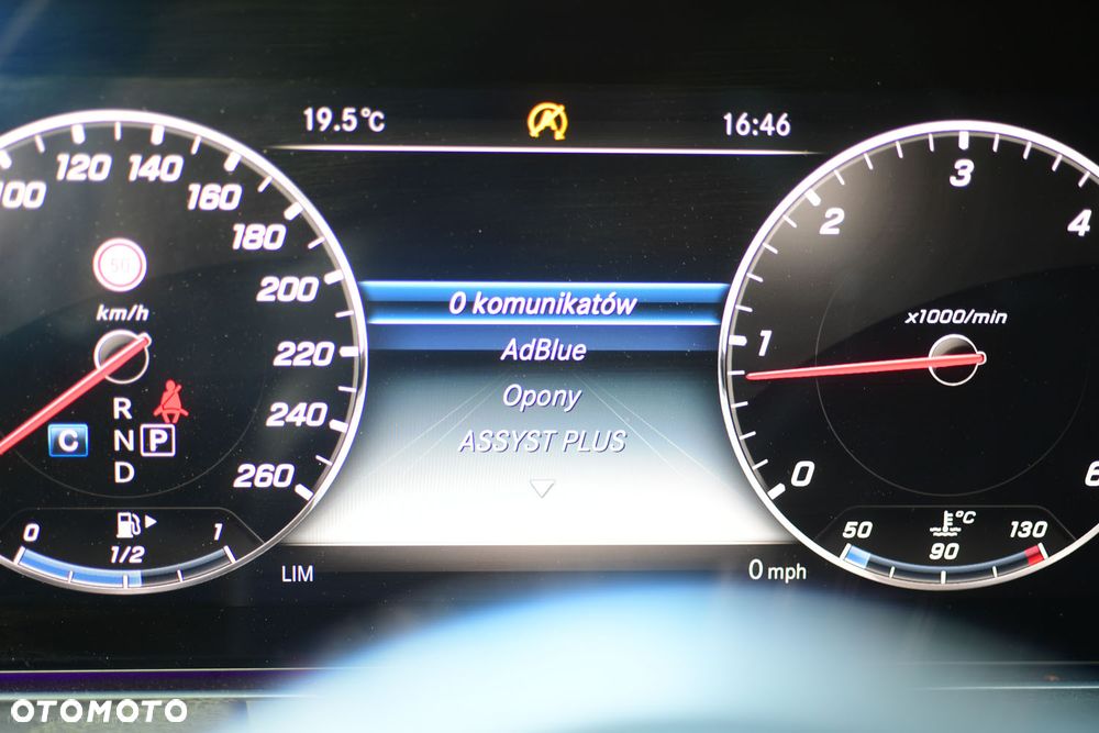 Mercedes-Benz Klasa E 220 d 4-Matic AMG - 27