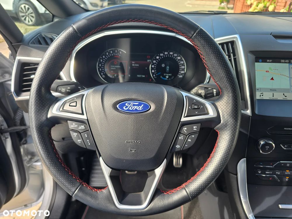 Ford S-Max - 28