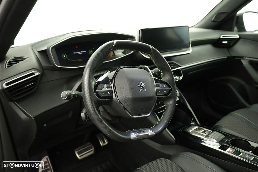 Peugeot 2008 1.2 PureTech GT EAT8 - 7