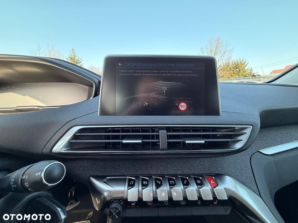 Peugeot 3008 BlueHDi 130 Stop & Start EAT8 Allure - 34