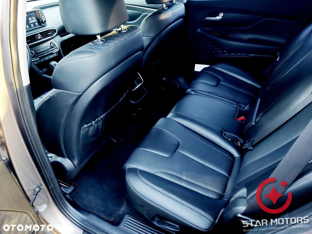 Hyundai Santa Fe 2.0 T Sport Utility 2WD - 19