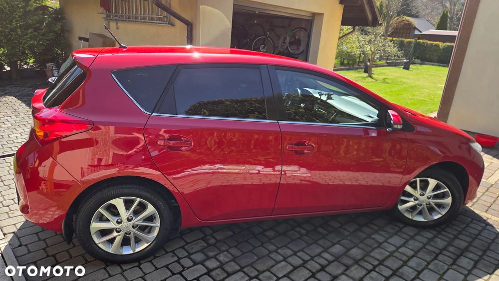 Toyota Auris 1.6 Prestige - 11