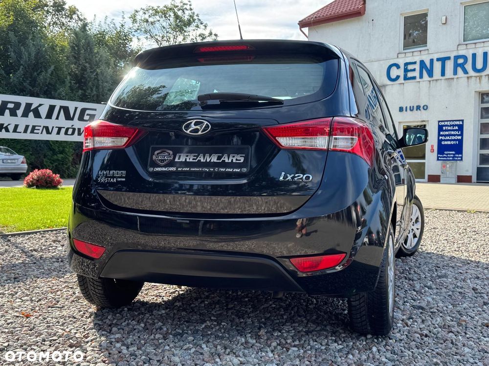 Hyundai ix20 - 8