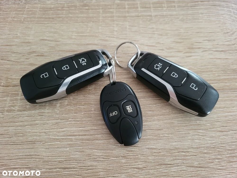 Ford Mondeo 2.0 TDCi Titanium PowerShift - 21