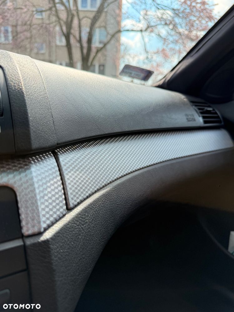 BMW Seria 3 320d - 9