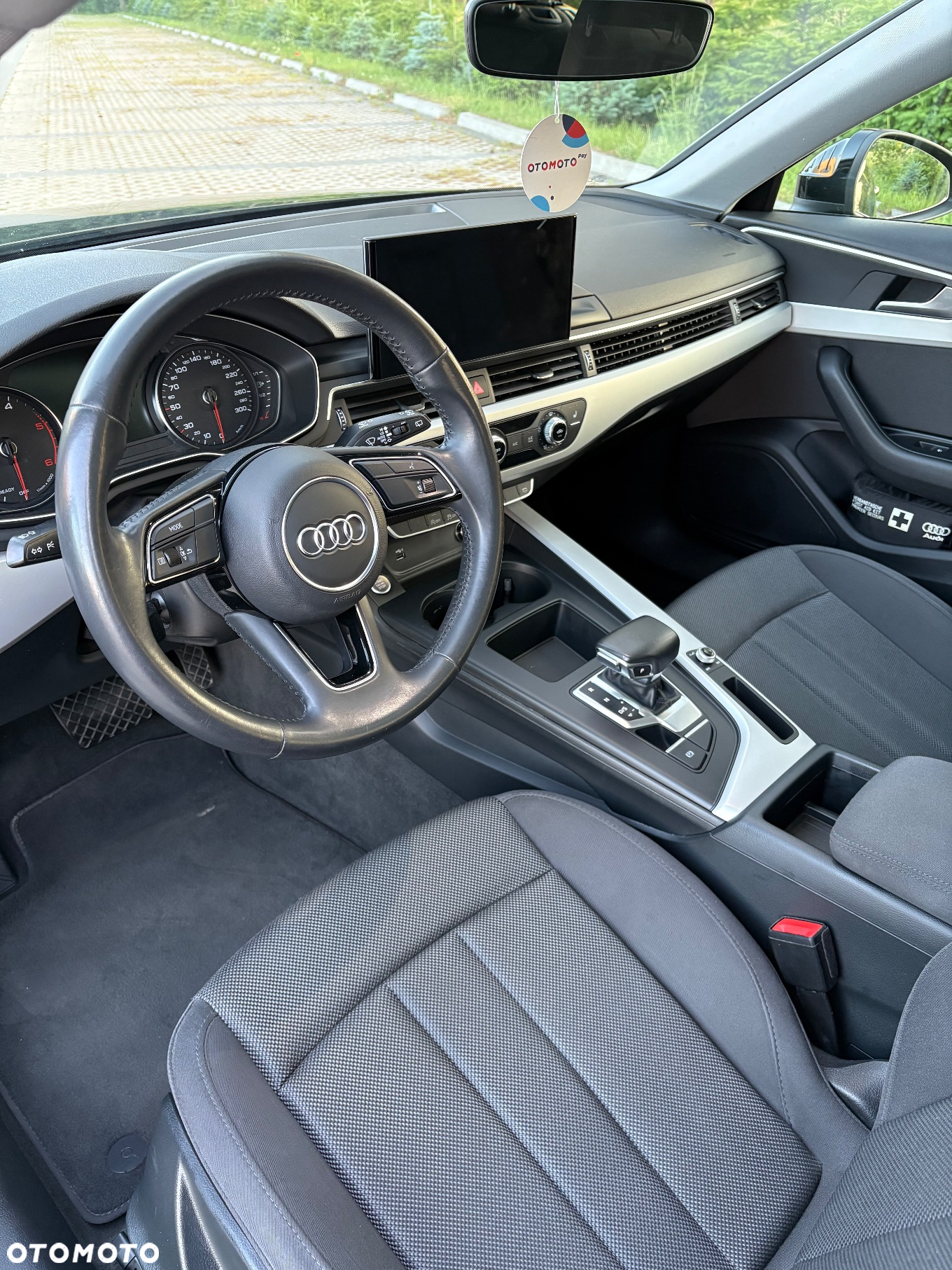 Audi A4 2.0 TDI Design S tronic - 15
