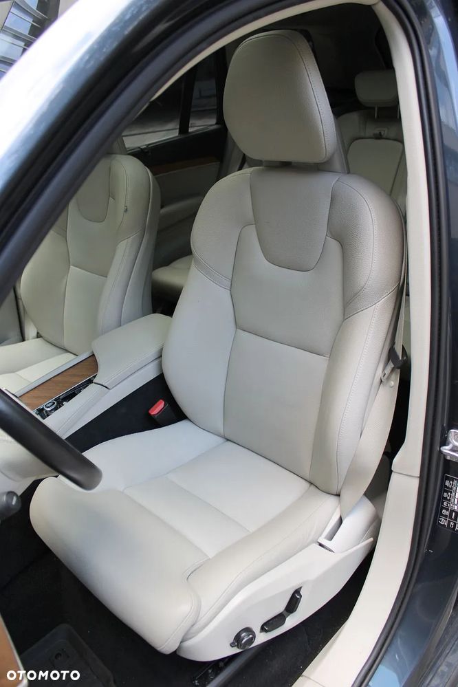 Volvo XC 90 D5 AWD Inscription - 12