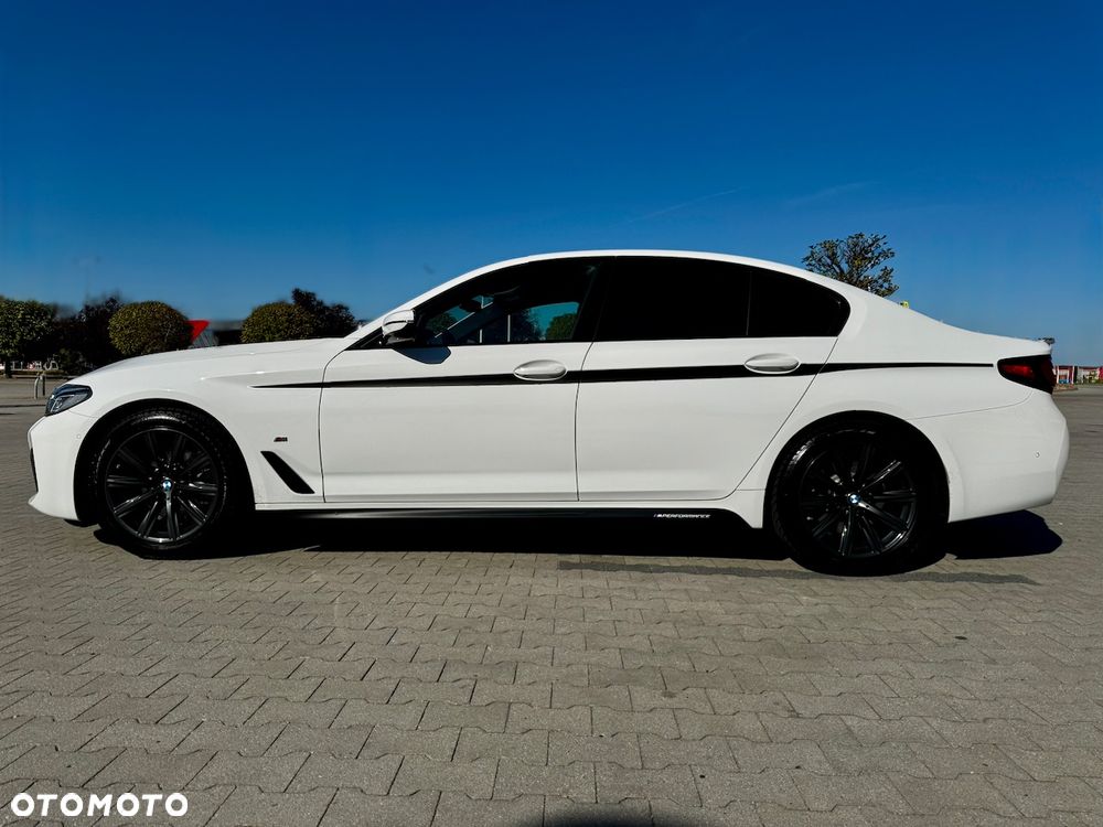 BMW Seria 5 520d M Sport - 40