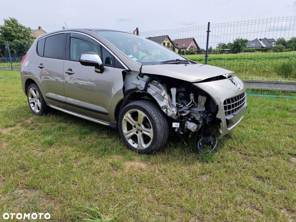 Peugeot 3008 2.0 HDi Premium - 6