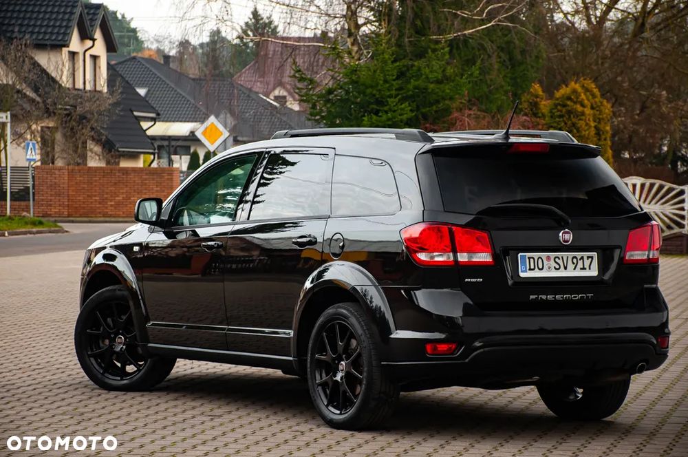 Fiat Freemont 2.0 Multijet 16V DPF Automatik Allrad Black Code - 14