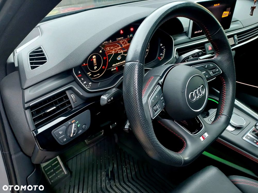 Audi A4 Avant 2.0 TDI Sport S tronic - 29