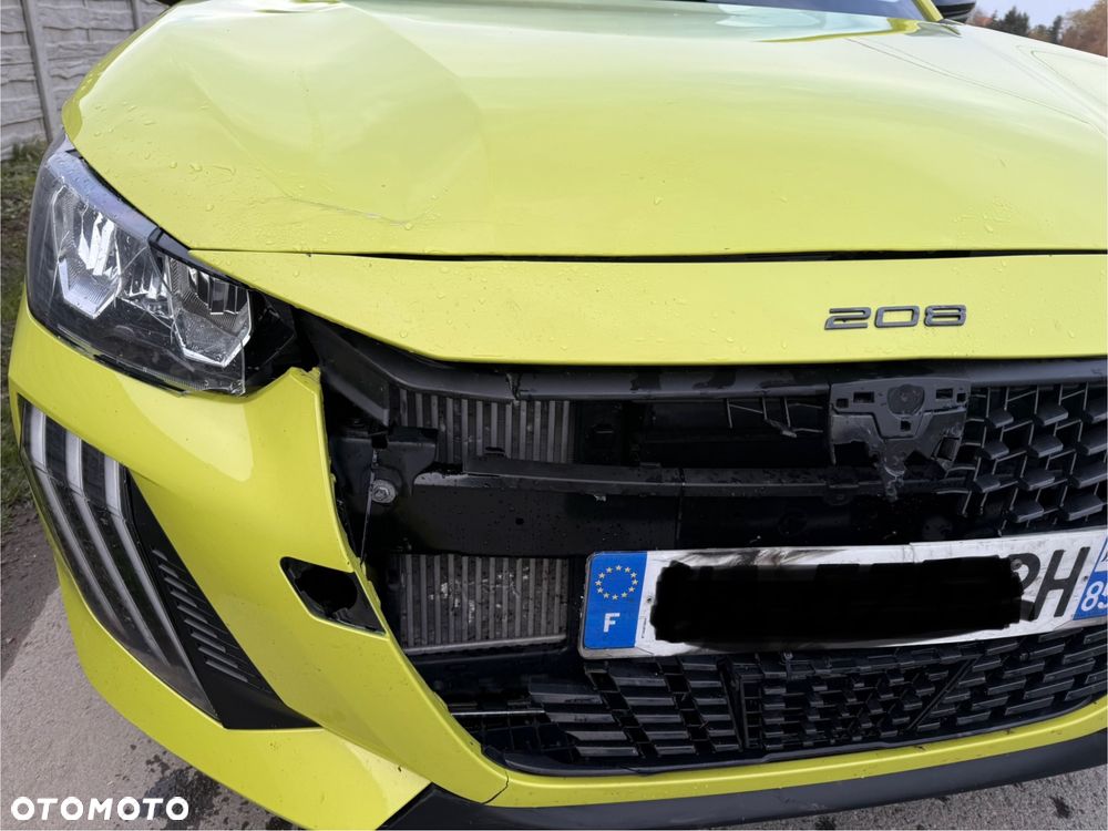 Peugeot 208 PureTech 100 Style - 28