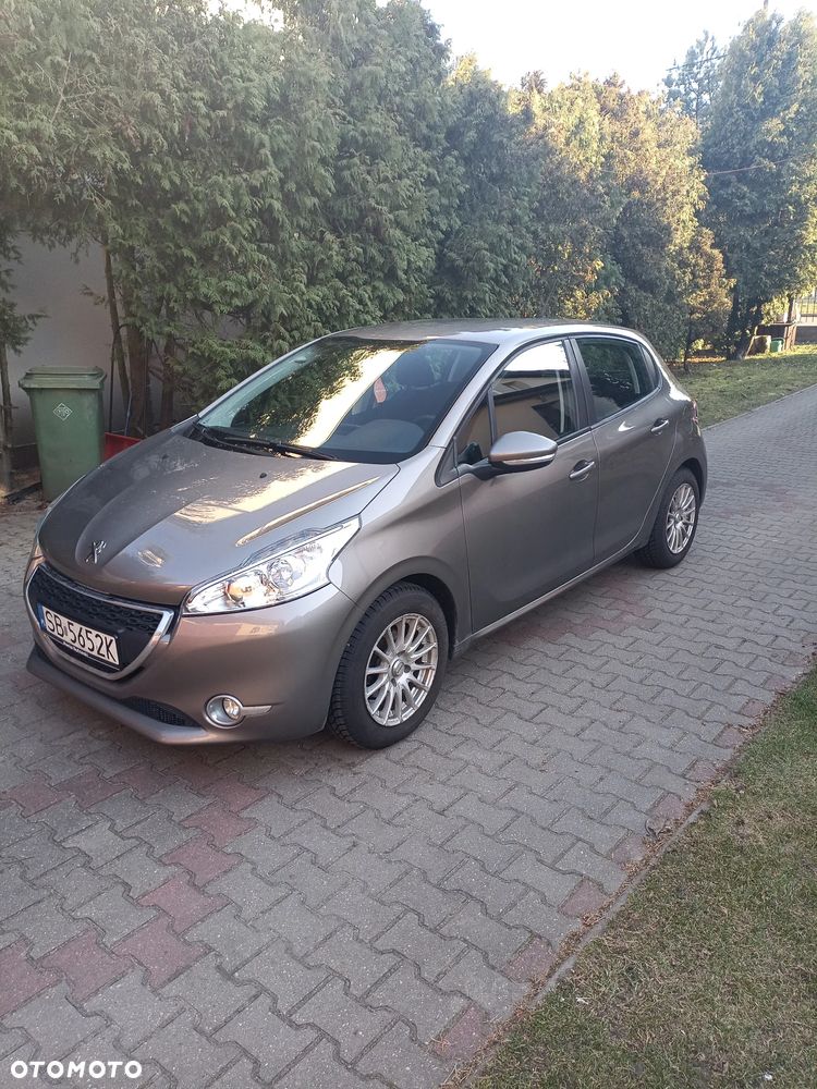 Peugeot 208 1.2 PureTech Active - 5