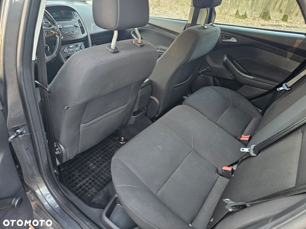 Ford Focus - 11