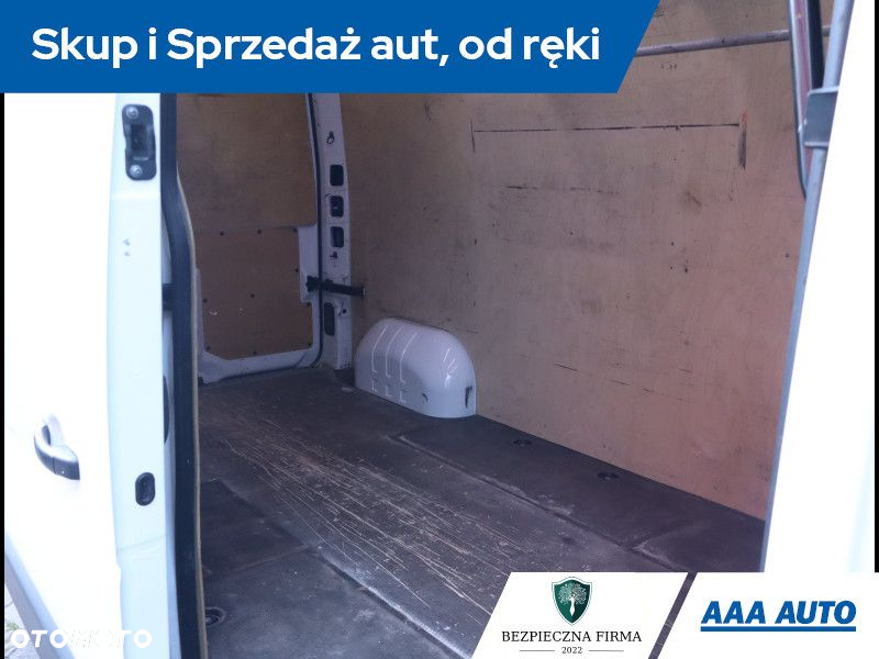 Opel movano - 14