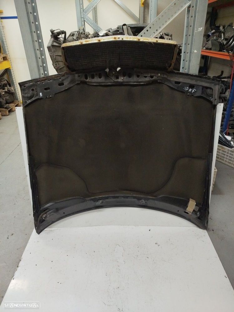 Capot Mercedes-Benz Três Volumes (W124) - 2