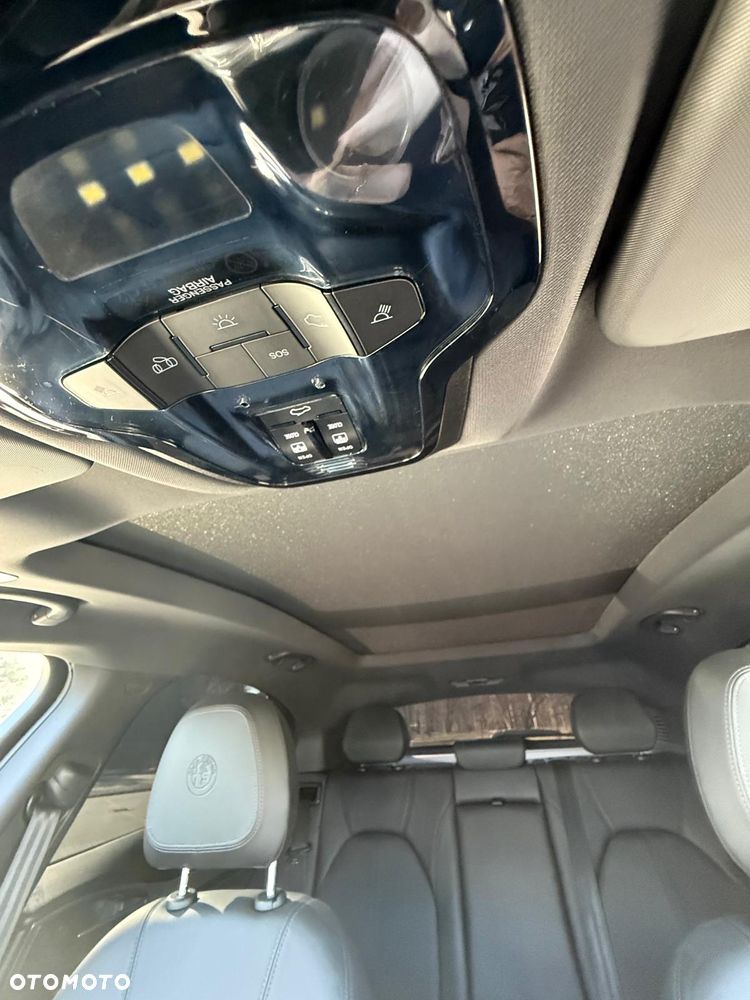 Alfa Romeo Stelvio 2.0 Turbo 16V AT8-Q4 Ti - 18