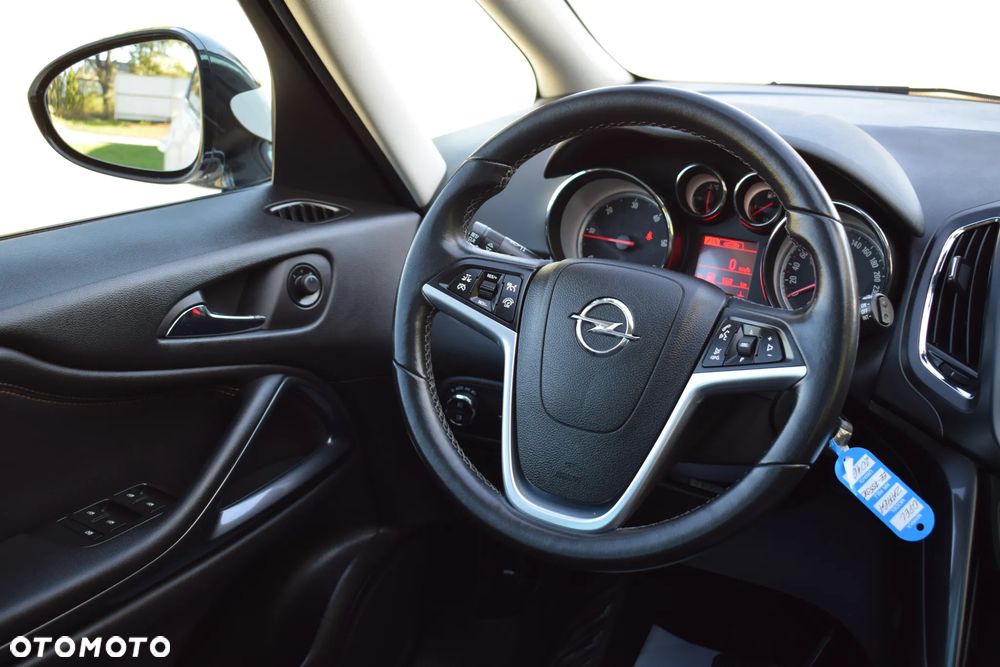 Opel Zafira 2.0 CDTI Cosmo - 35