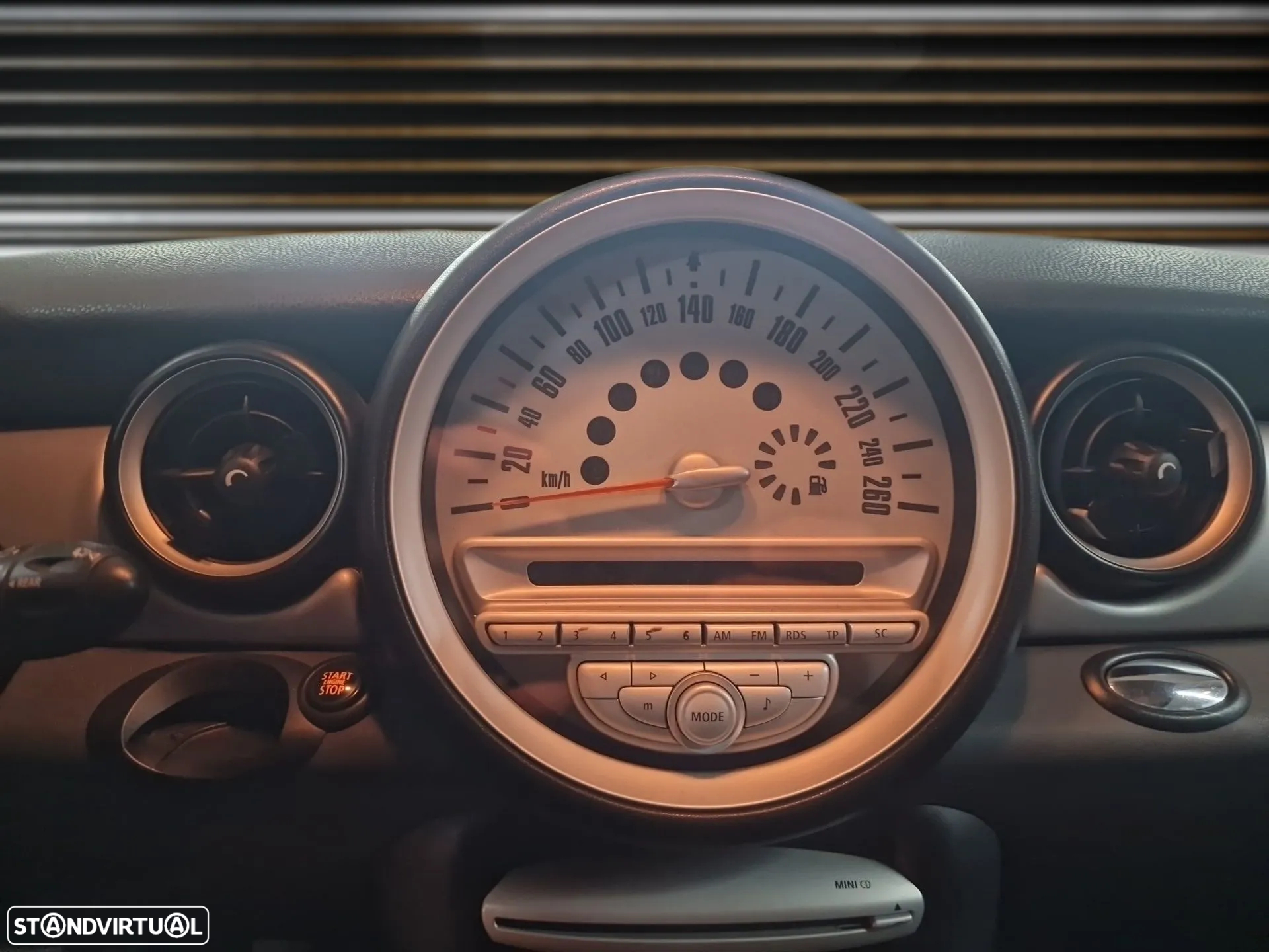 MINI 3 Portas Cooper D - 7