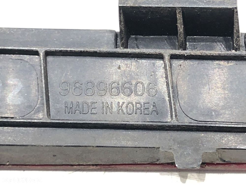 LAMPA ZDERZAKA PRAWY TYŁ - 73.00 PLN - CHEVROLET ORLANDO (J309) 2010 - 2022 1.8 LPG 104 kW [141 KM] - 3