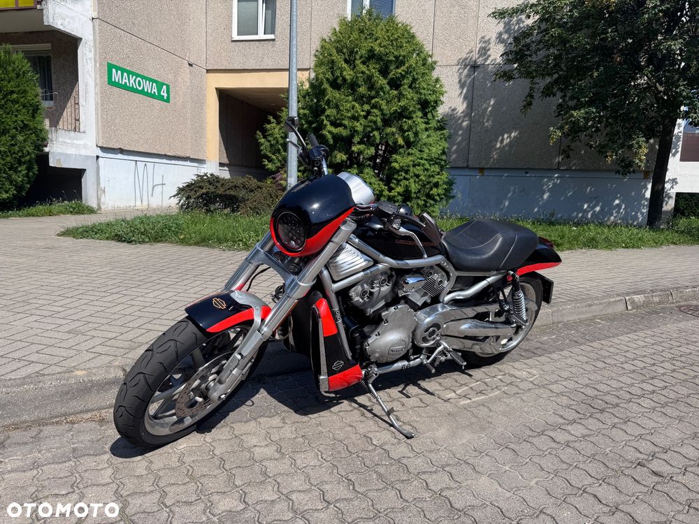 Harley-Davidson V-Rod Street Rod - 2