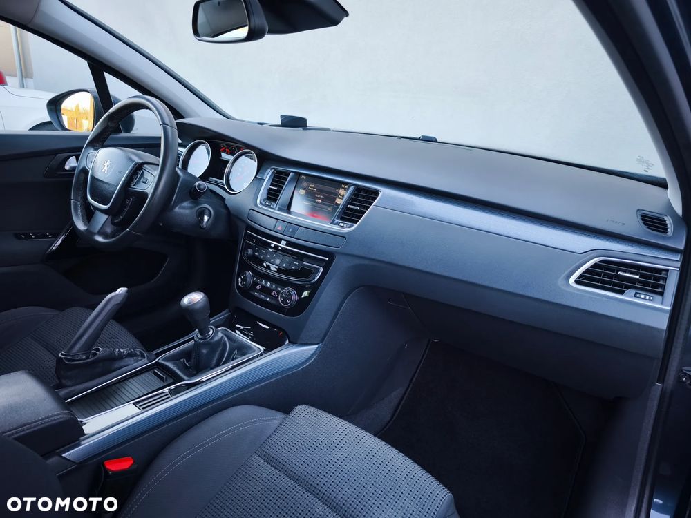 Peugeot 508 HDi FAP 140 Allure - 23