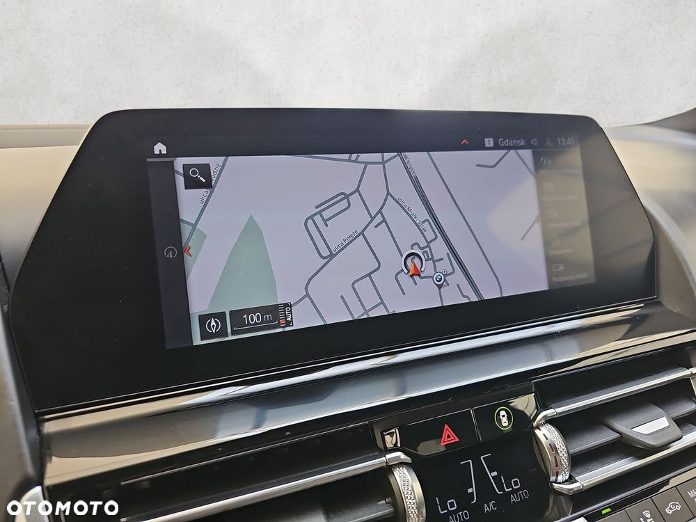 BMW Seria 8 - 23